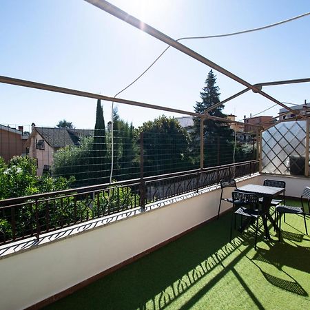 Attico Appia Antica Ciampino Aeroporto Apartment Santa Maria delle Mole Exterior foto