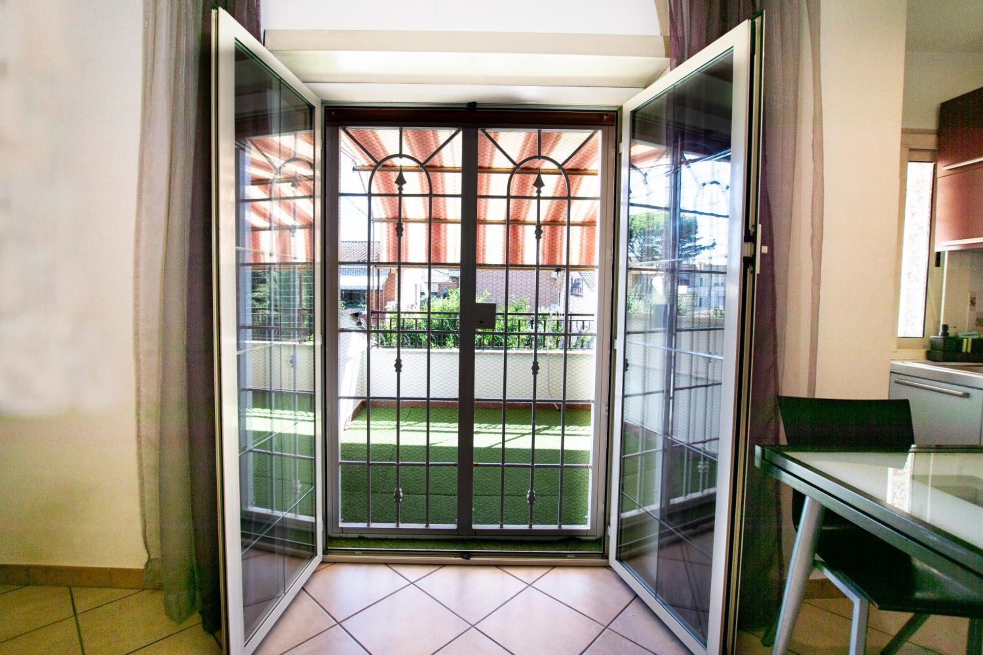 Attico Appia Antica Ciampino Aeroporto Apartment Santa Maria delle Mole Exterior foto